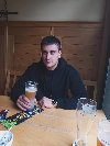 Trazim devojku za druzenje potreba Upoznavanje i druženje