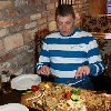 Slobodan potreba On traži nju