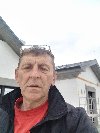 Upoznao bih zensku osobu potreba On traži nju