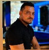 Javi se potreba On traži nju