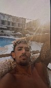 Im looking for a boyfriend ponuda Gay upoznavanje
